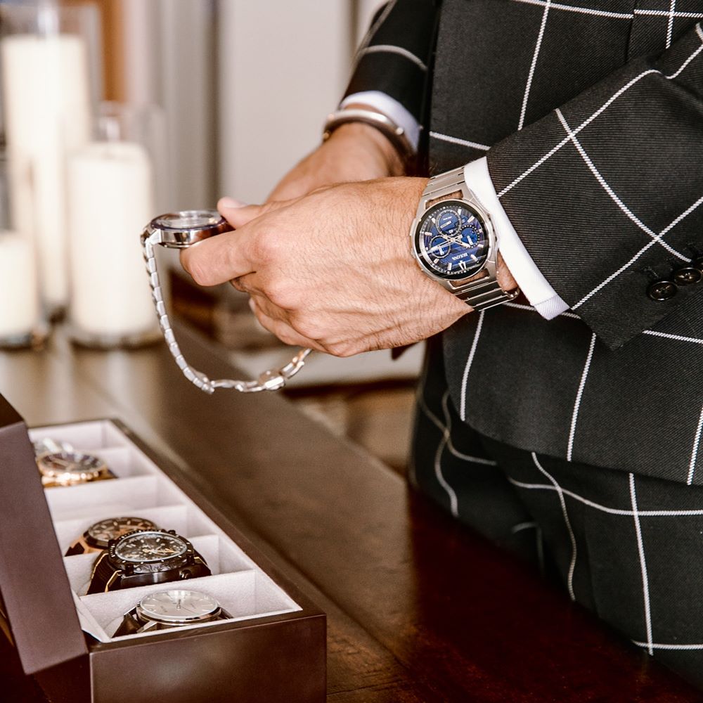 Reloj Bulova Curv Progressive 96A205 - Imagen 5